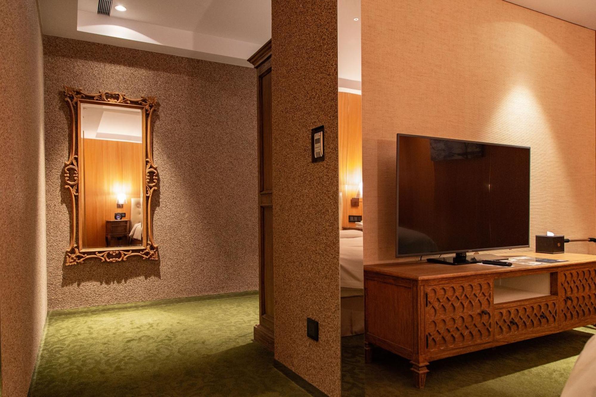 Inhouse Hotel Grand Taichung Buitenkant foto