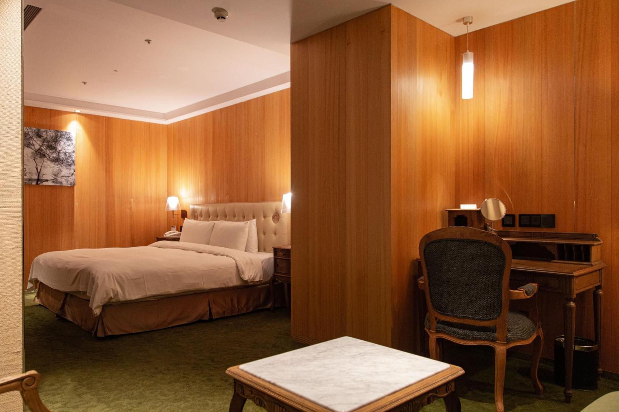 Inhouse Hotel Grand Taichung Buitenkant foto