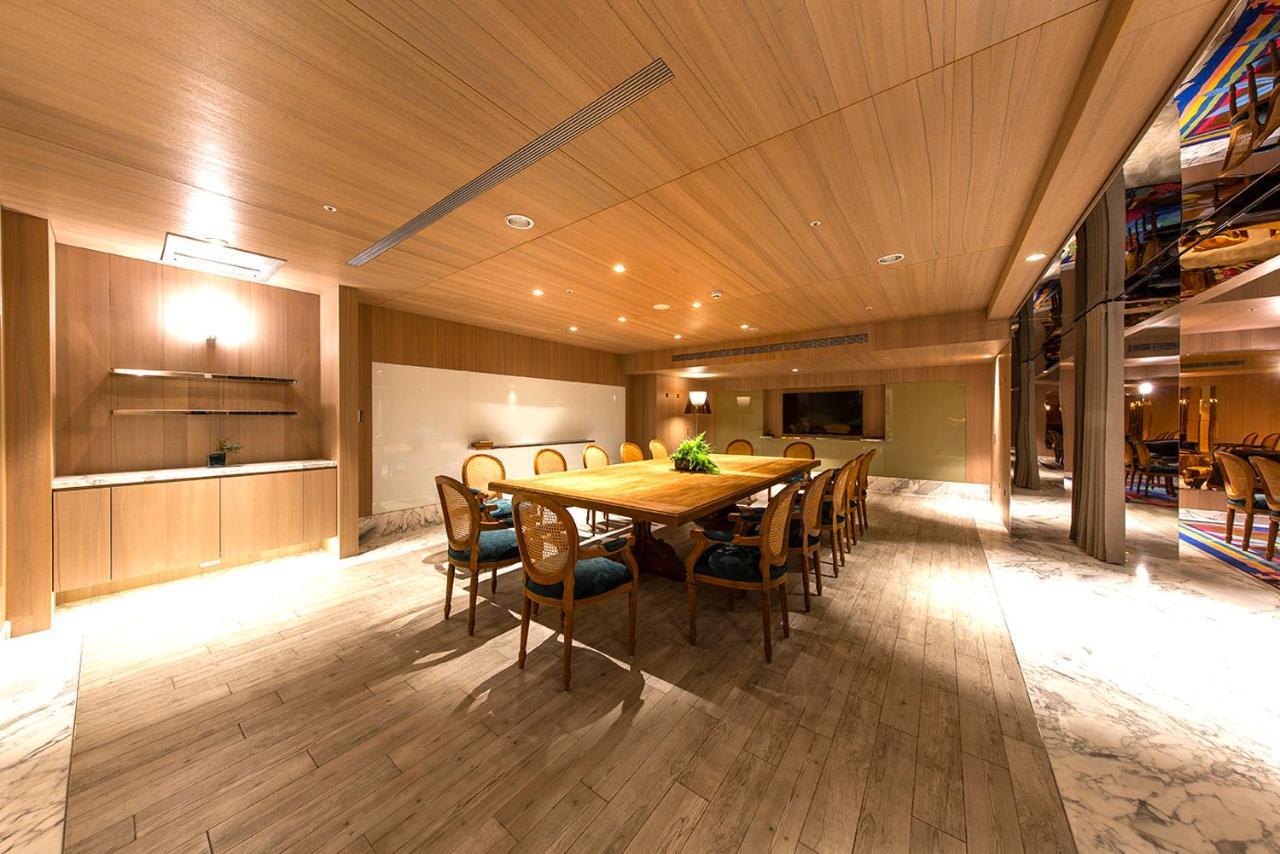 Inhouse Hotel Grand Taichung Buitenkant foto